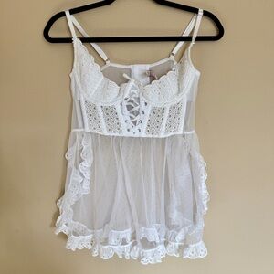 Victoria’s Secret White Corset Babydoll- Large